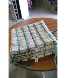 GALETTE DE CHAISE A CARREAUX - LE LOT