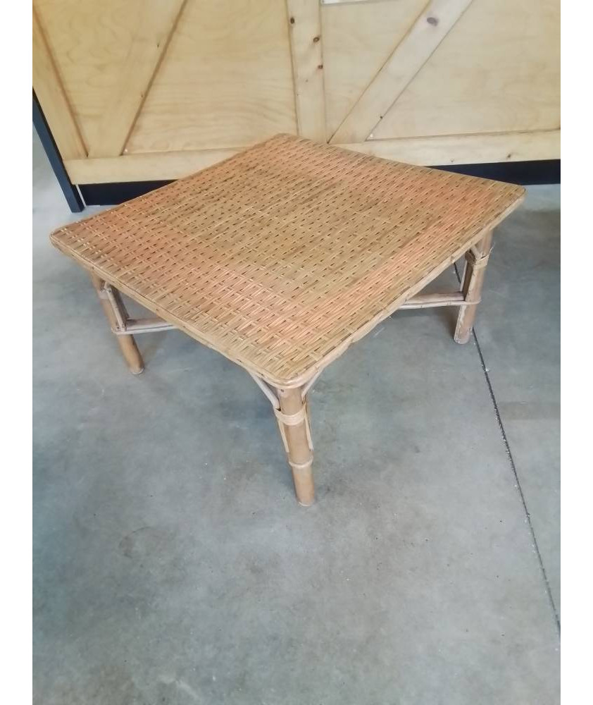 TABLE BASSE CARRÉE ROTIN ET VANNERIE HABITAT ANNÉES 80