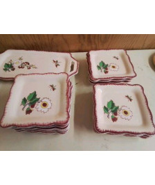 PLAT LONGWY MOTIF FLORAL 