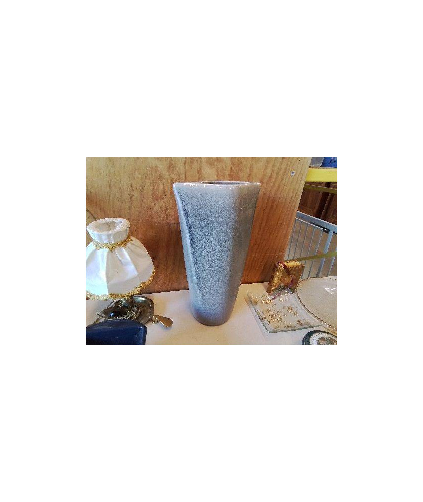 VASE GRIS 
