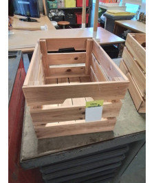 CAISSE BOIS CLAIR AJOURÉ 