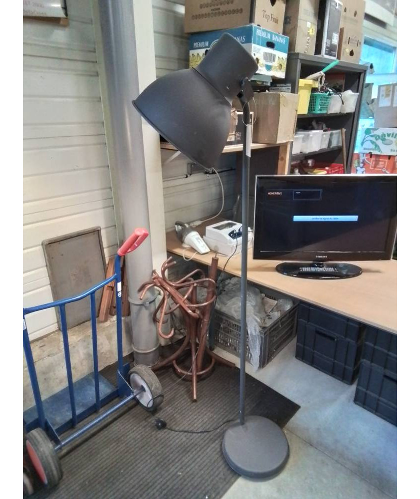 LAMPADAIRE SPOT MÉTAL GRIS STYLE INDUSTRIEL 