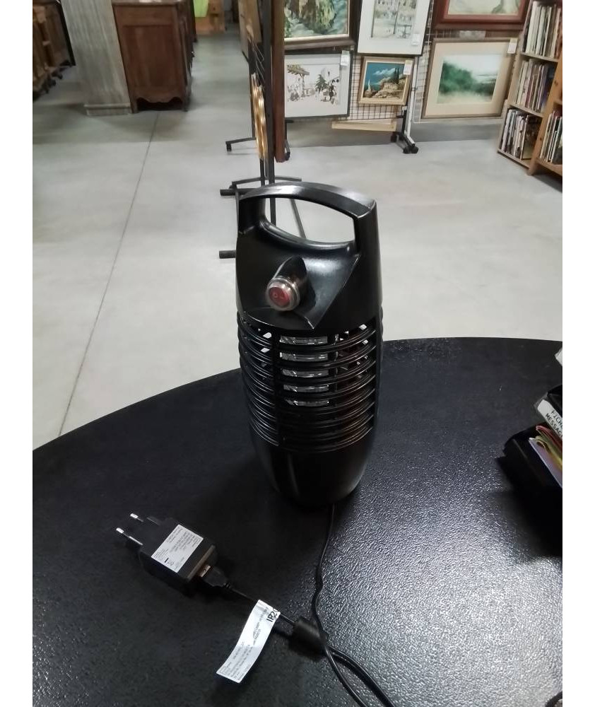 LAMPE UV PIEGE A INSECTES LIVARNO HOME