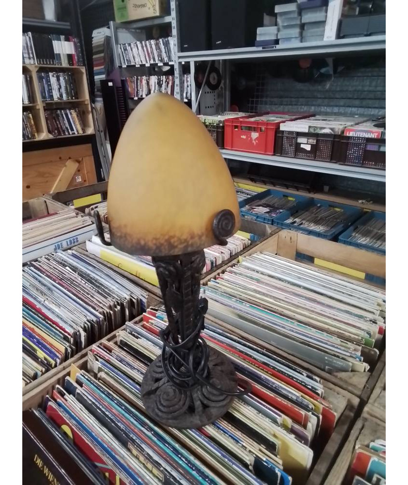 LAMPE À POSÉ 