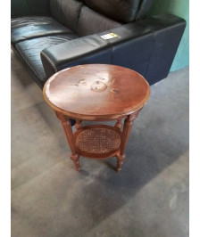 GUERIDON ROND A COLONNES BOIS CLAIR CANNÉ ET MARQUETÉ EN L\'ÉTAT 