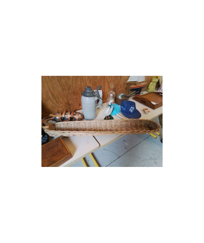 LONGUE PANIÈRE EN OSIER