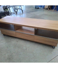 MEUBLE TELE A ROULETTES DESIGN BOCONCEPT