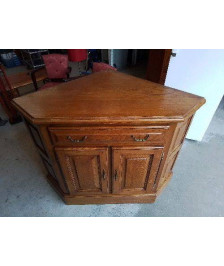 MEUBLE D’ANGLE EN CHÊNE MASSIF 