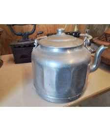 BOUILLOIRE EN ALUMINIUM 