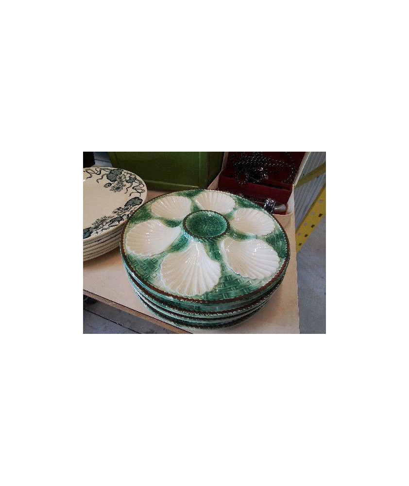 LOT DE 4 ASSIETTES À HUITRE 