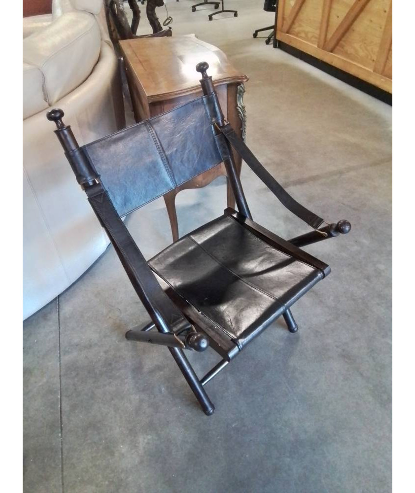FAUTEUIL COLONIAL BOIS  ET CUIR NOIR 