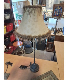 LAMPE METAL AJ ECRU A PENDELOQUES 