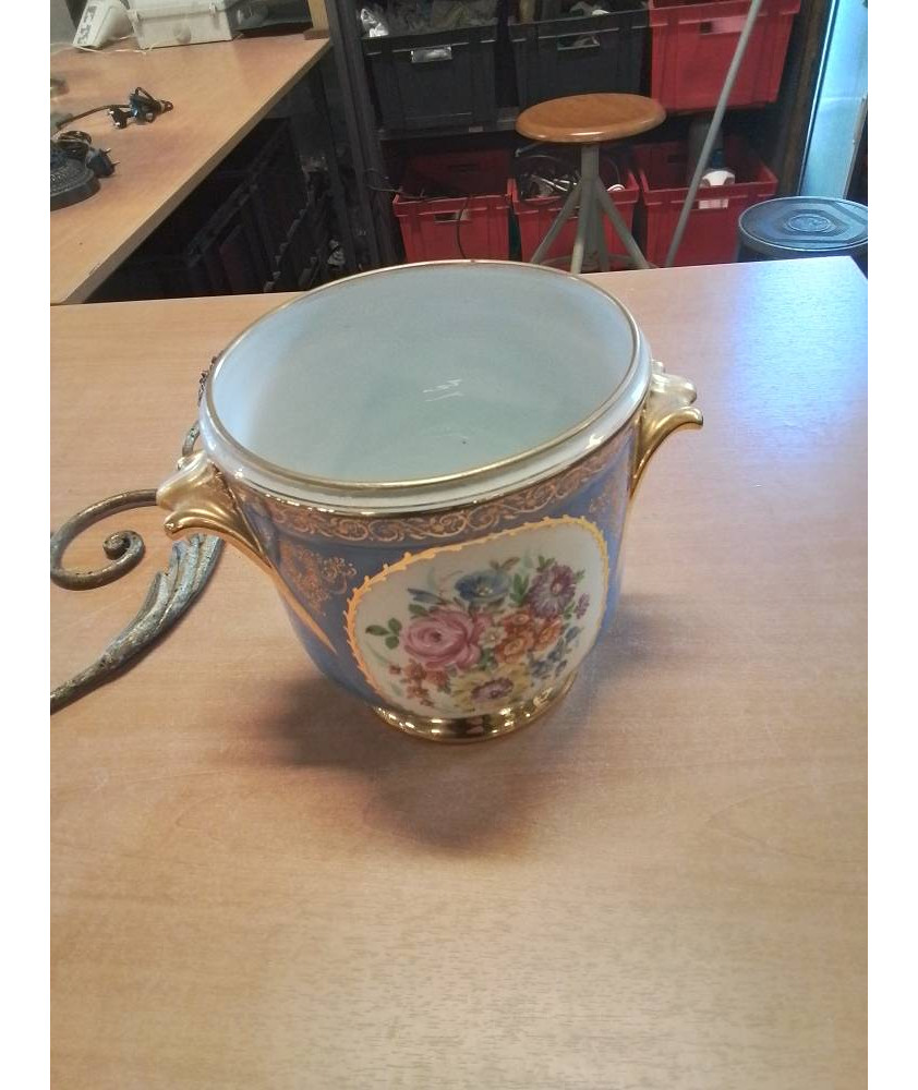 JARDINIÈRE BLEU DORÉ AUX FLEURS PORCELAINE LIMOGES DANIJAC