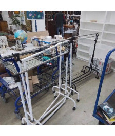 PORTANT A VÊTEMENTS 