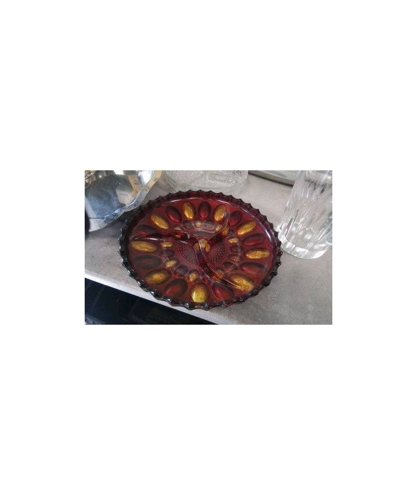 PLAT A COMPARTIMENTS ROUGE ET DORE 