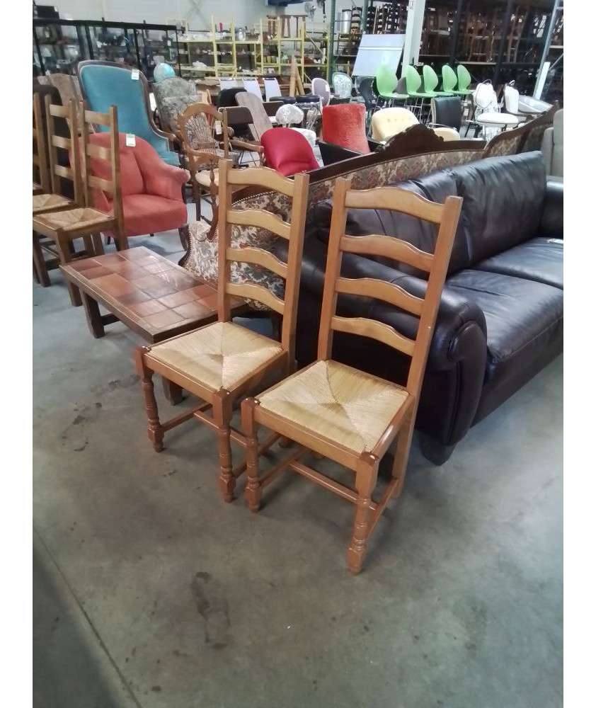 PAIRE DE CHAISES A ENTRETOISE BOIS CLAIR PAILLÉ DOSSIER 4 BARREAUX 