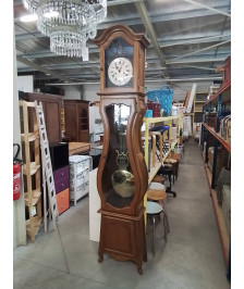 HORLOGE DE PARQUET BOIS CLAIR MOULURÉ STYLE RÉGENCE EN L\'ÉTAT 