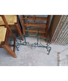 SUPPORT PLANTE FER FORGÉ 