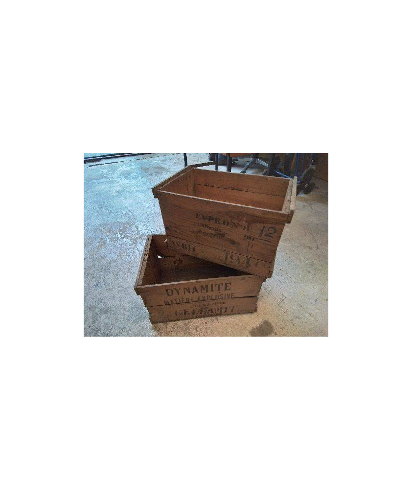 ANCIENNE CAISSE DE DYNAMITE 
