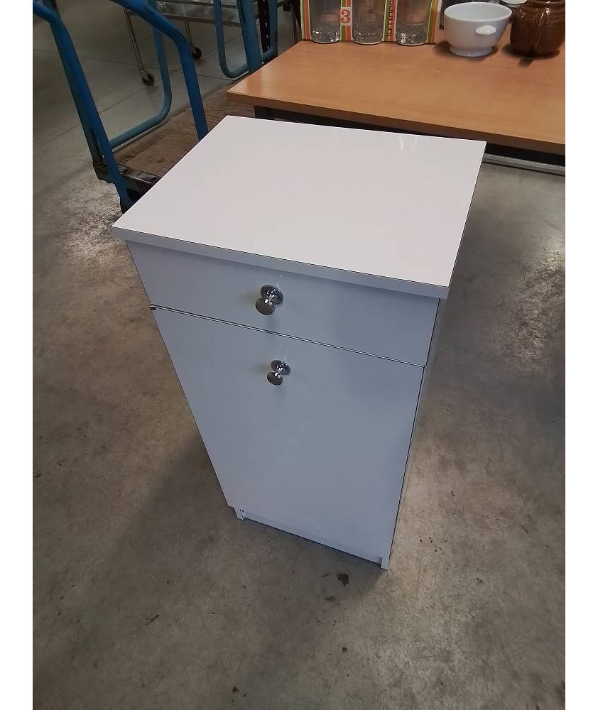 MEUBLE DE SALLE DE BAIN BOIS BLANC POIGNÉES MÉTAL CHROMÉ 