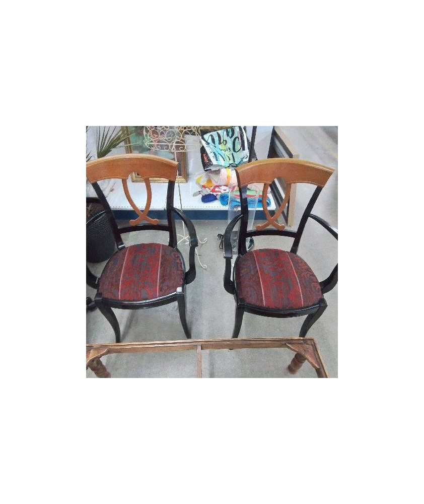 PAIRE DE FAUTEUILS NOIRS ET BOIS