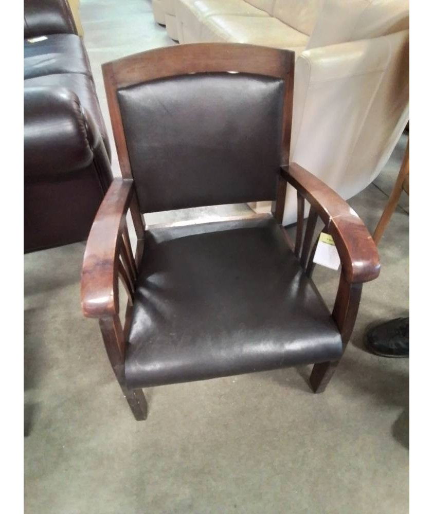 FAUTEUIL COLONIAL BOIS ASSISE ET DOSSIER CAPITONNÉ PU NOIR 