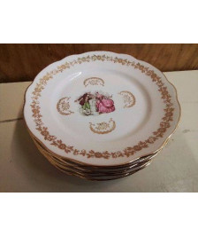 LOT DE 7 ASSIETTES EN PORCELAINE