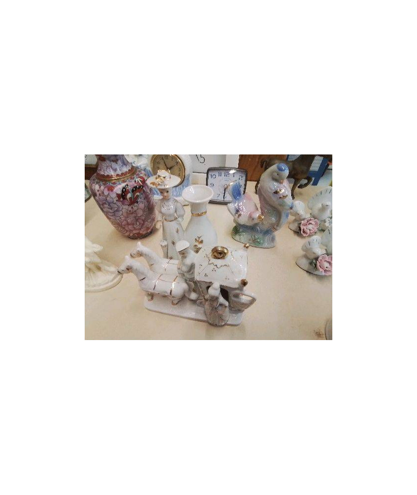 PETITE DECO EN PORCELAINE 