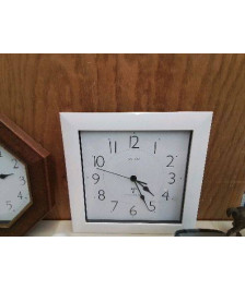 HORLOGE MURALE BLANCHE RADIO 