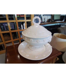 SOUPIERE AVEC SON PLAT