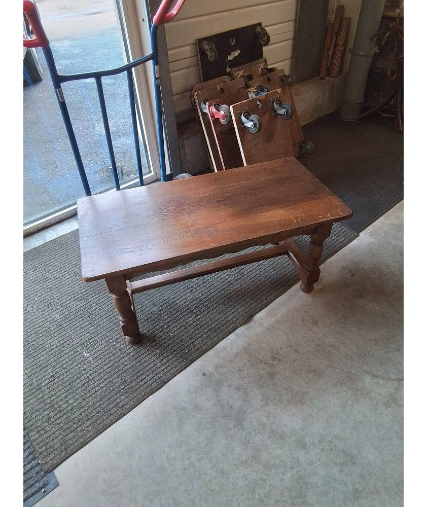 TABLE BASSE RECTANGULAIRE BOIS A ENTRETOISE PIEDS BALUSTRE