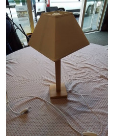 LAMPE BOIS AJ ECRU 