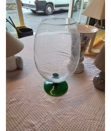 VASE SUR PIEDOUCHE VERRE SOUFFLÉ TEINTÉ VERT