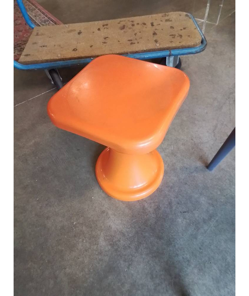 TABOURET RÉSINE ORANGE ANNÉES 70