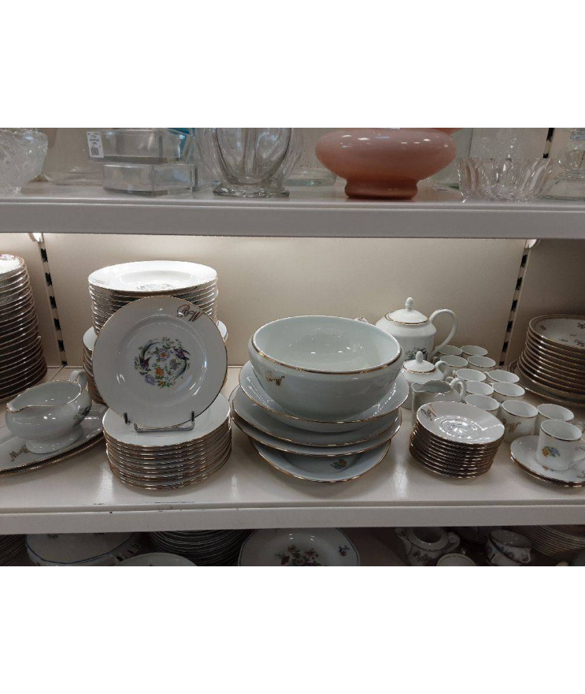 SERVICE DE TABLE PORCELAINE L\'OR BLANC MOTIF OISEAUX DE PARADIS