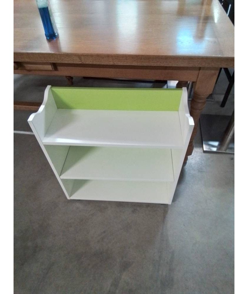 BIBLIOTHÈQUE ENFANT A ROULETTES BOIS BLANC ET VERT