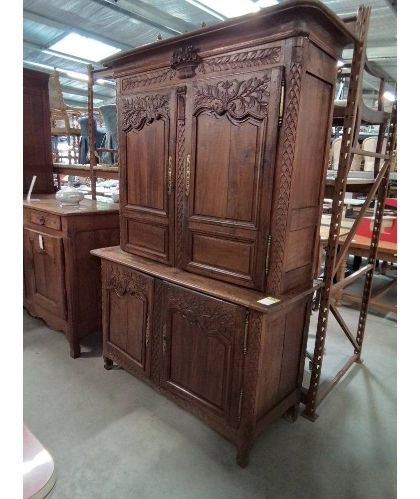 BUFFET CAUCHOIS DE MARIAGE BOIS SCULPTÉ AU PANIER FIN XIX