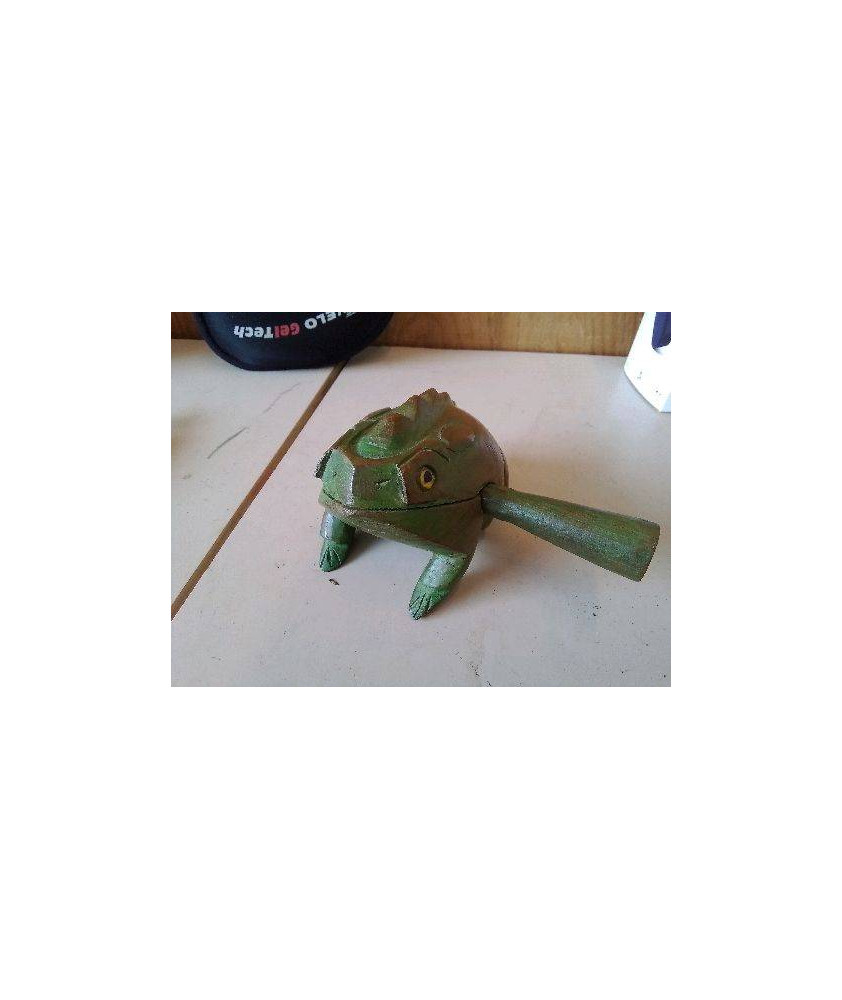 GRENOUILLE EN BOIS 