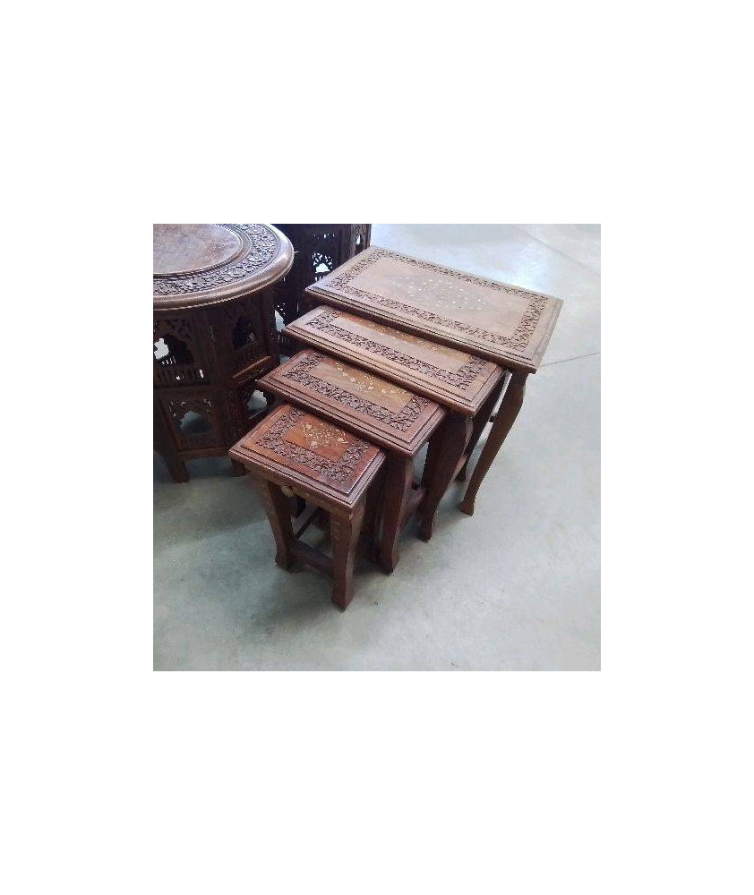 TABLES GIGOGNES STYLE ORIENTAL X4
