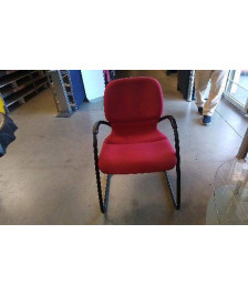 FAUTEUIL D’ATTENTE ROUGE