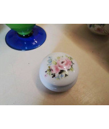 PETIT PILLULIER MOTIF FLORAL