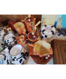 SERVICE COLORÉ AFRICAIN 