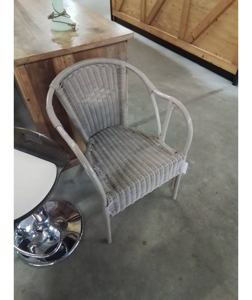 FAUTEUIL ROTIN ET OSIER TAUPE