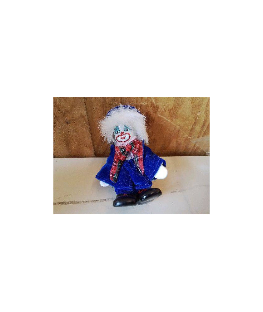 PETIT CLOWN EN PORCELAINE 