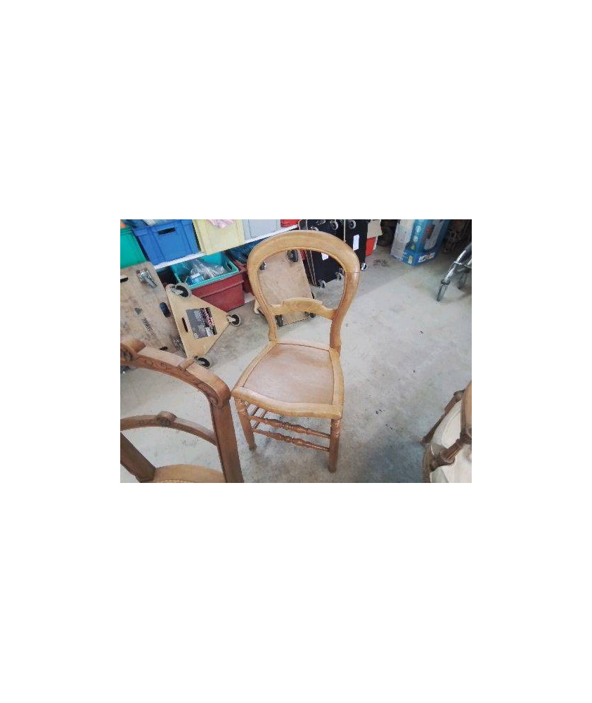 CHAISE EN BOIS 