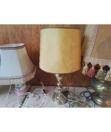LAMPE JAUNE PIED LAITON 