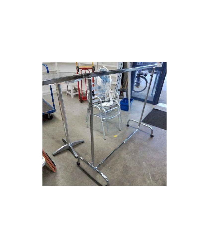 PORTANT VETEMENTS A ROULETTES