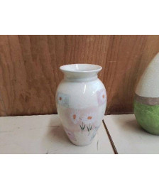 VASE EN PORCELAINE MOTIF FLORAL 