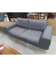 CANAPÉ DEUX PLACES TISSUS GRIS 