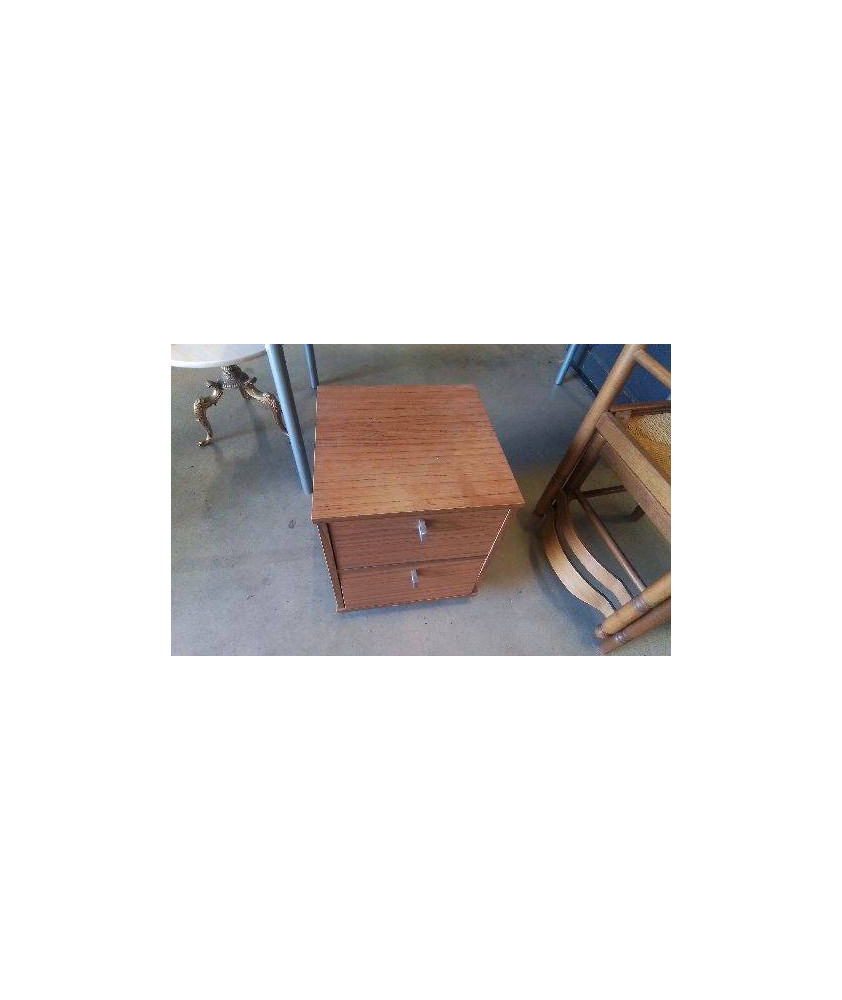 MEUBLE SUR ROULETTES 2 TRAPPE 